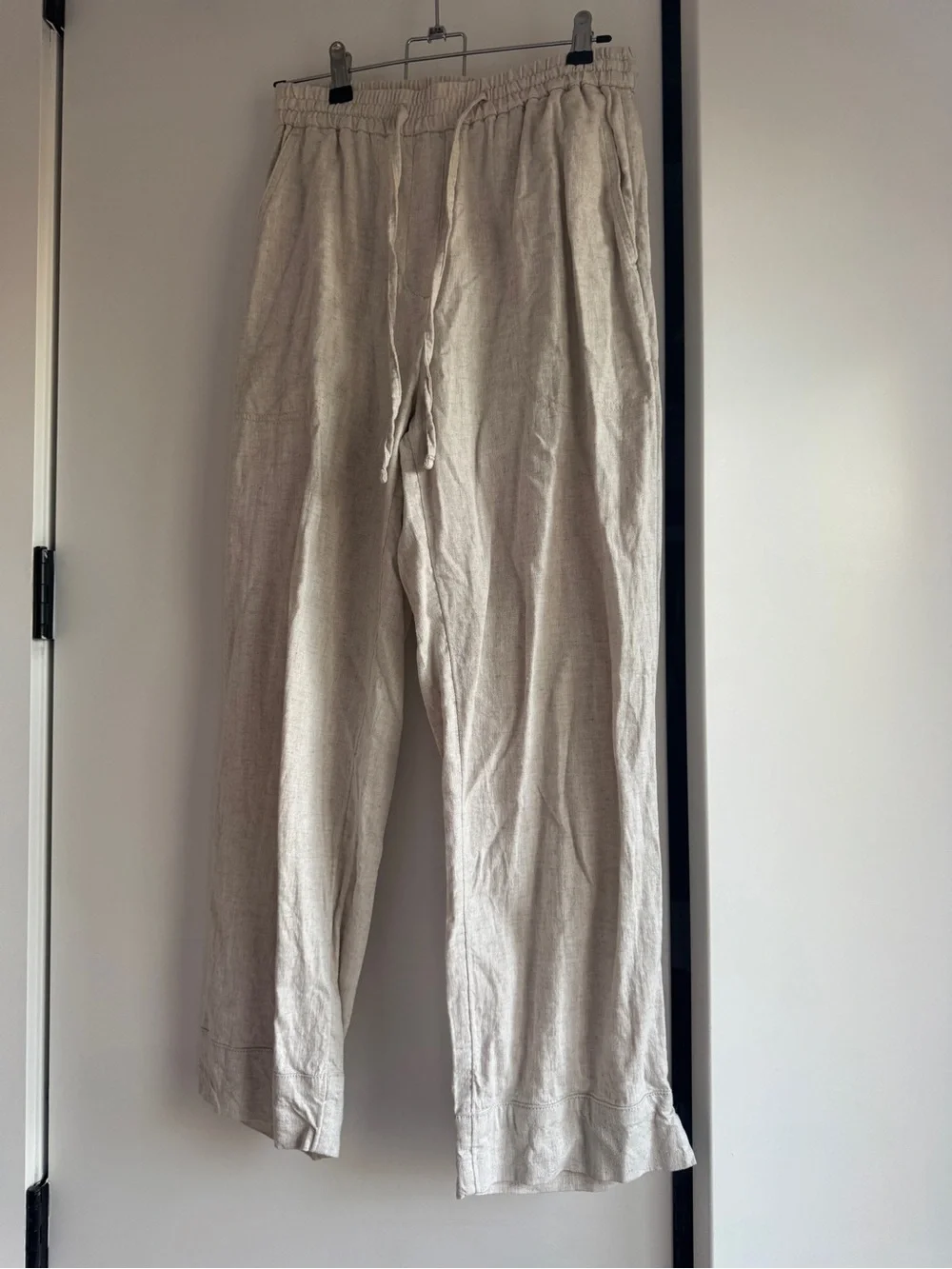 Banana Republic Linen Blend Drawstring Pants in Light Beige